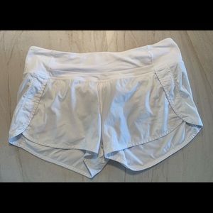 Size 10 speed up lululemon shorts